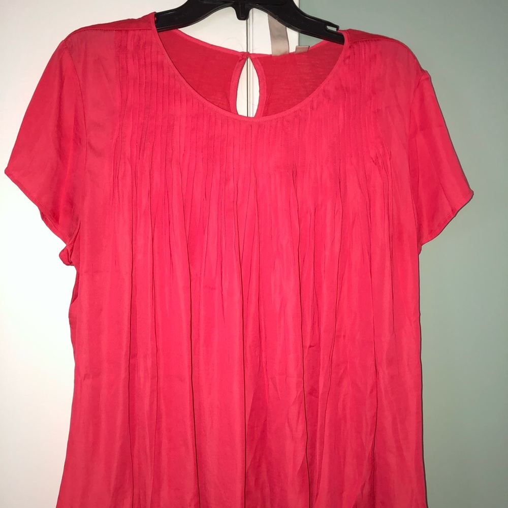 Anthropologie Red pleated blouse Sz L